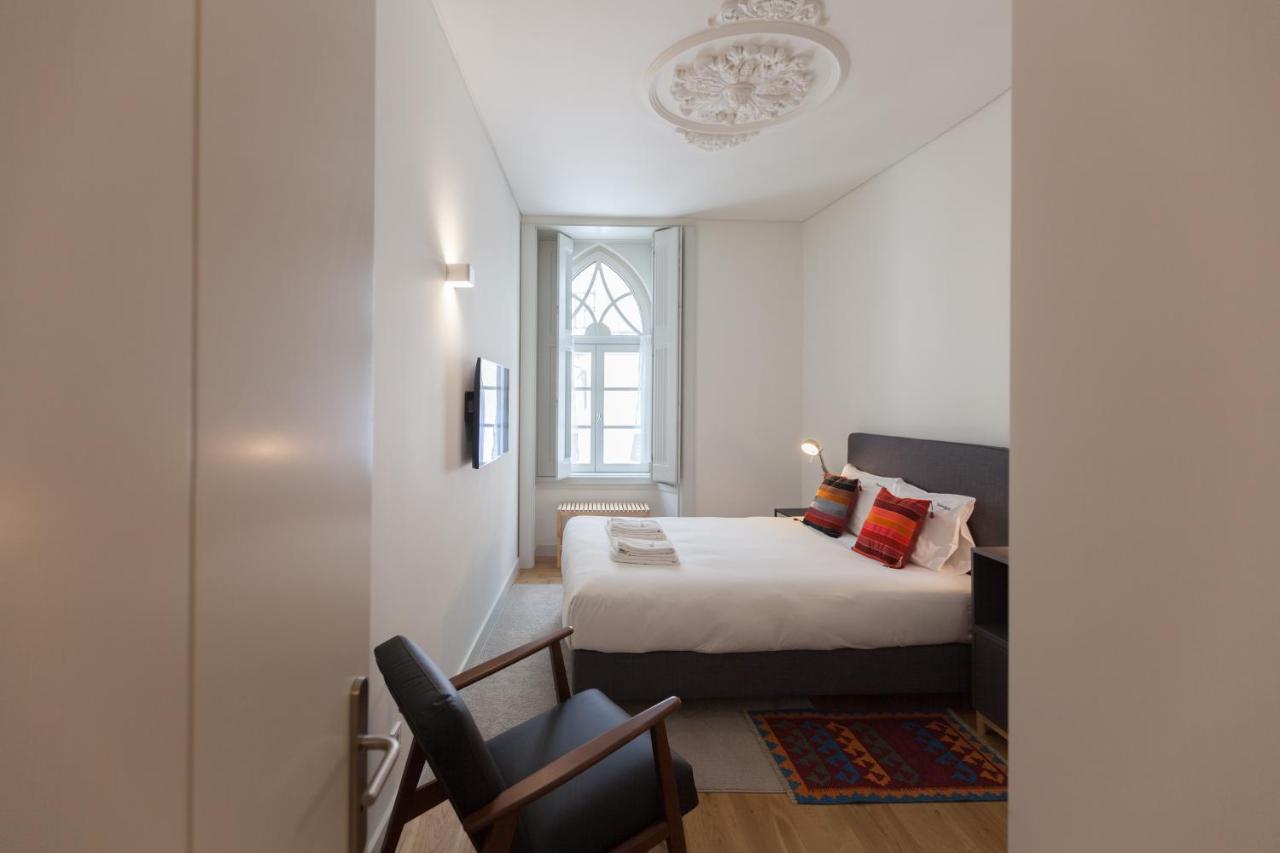 Flh Av. Liberdade Stunning With Balcony & Parking Lisbon